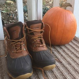 LL Bean Duck Boots. (Women’s size 10).